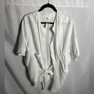 BIZE White Linen Asymmetrical Tie Front Top Size 2 Lightweight Summer Blouse